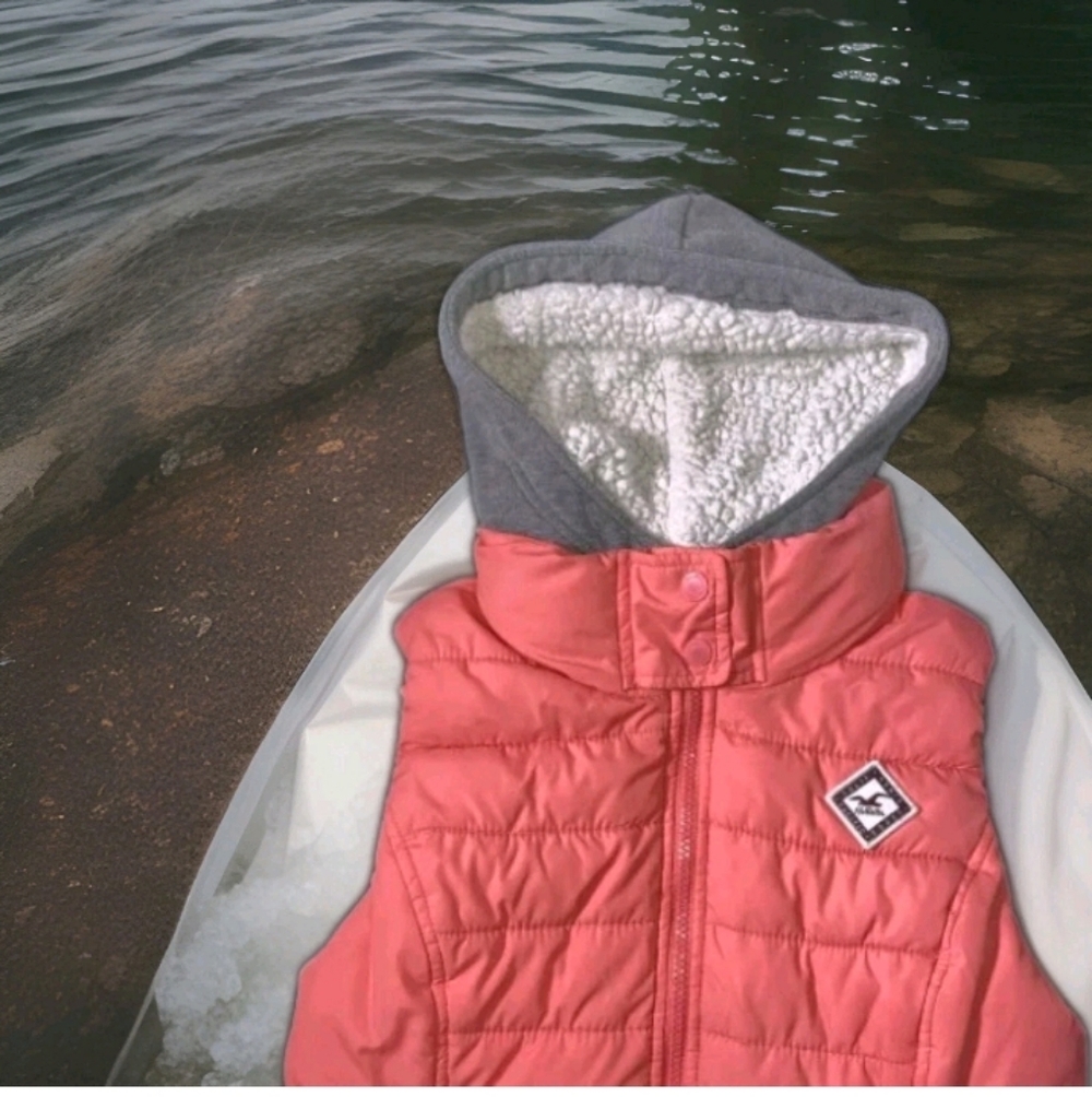Puffer Vest Hollister Women’s Med Sherpa Lined Pink Quilted Vest Hooded Zip